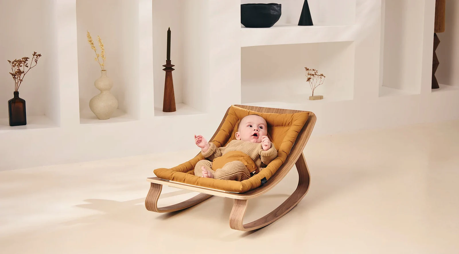 Transat LEVO en bois naturel, coloris camel